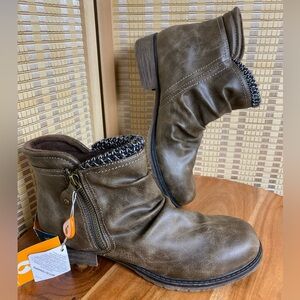 Sporto Womens 7M Ankle Boot Honor Brown NWT